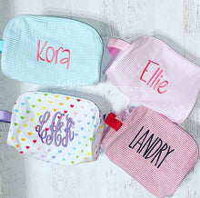 Load image into Gallery viewer, Seersucker Traveler Accessory Bag