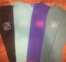 Load image into Gallery viewer, Comfort Colors Long Sleeve Pocket Ts