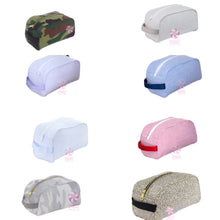 Load image into Gallery viewer, Seersucker Traveler Accessory Bag